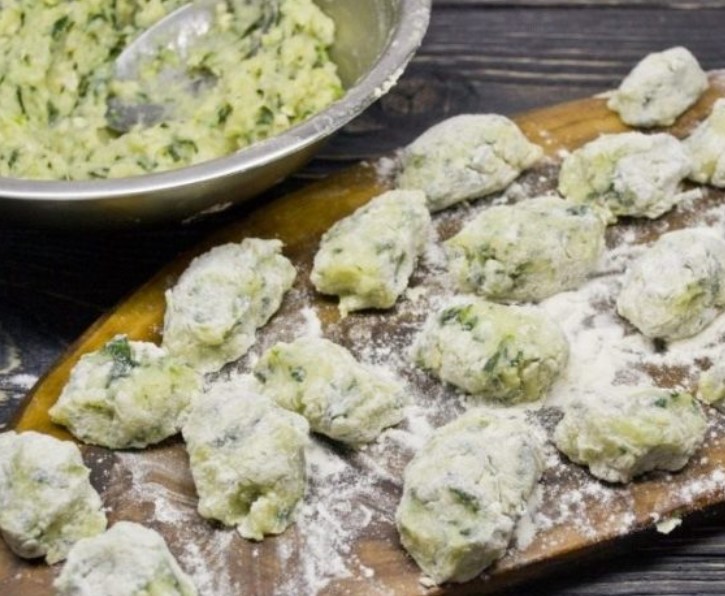 Potato Gnocchi with Spinach and Dill step 7