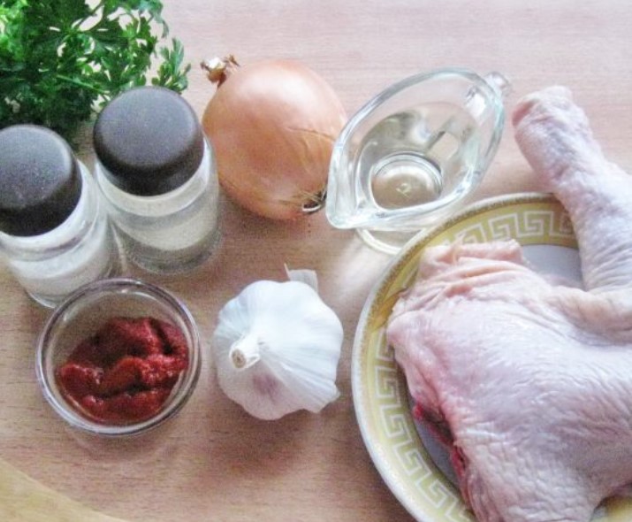 Chicken in Red Sauce step 1