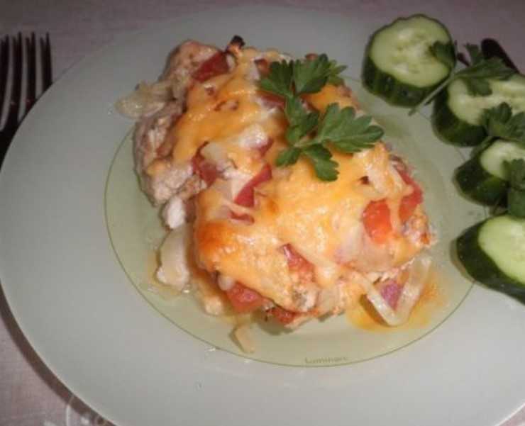 Chicken with Cheese and Tomatoes