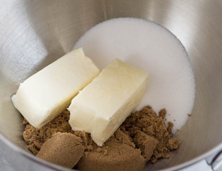 Shortbread Cookies with Chocolate and Marshmallows step 3