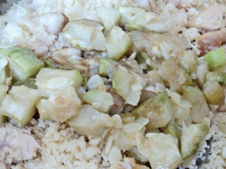 Couscous with Chicken in a Slow Cooker step 6