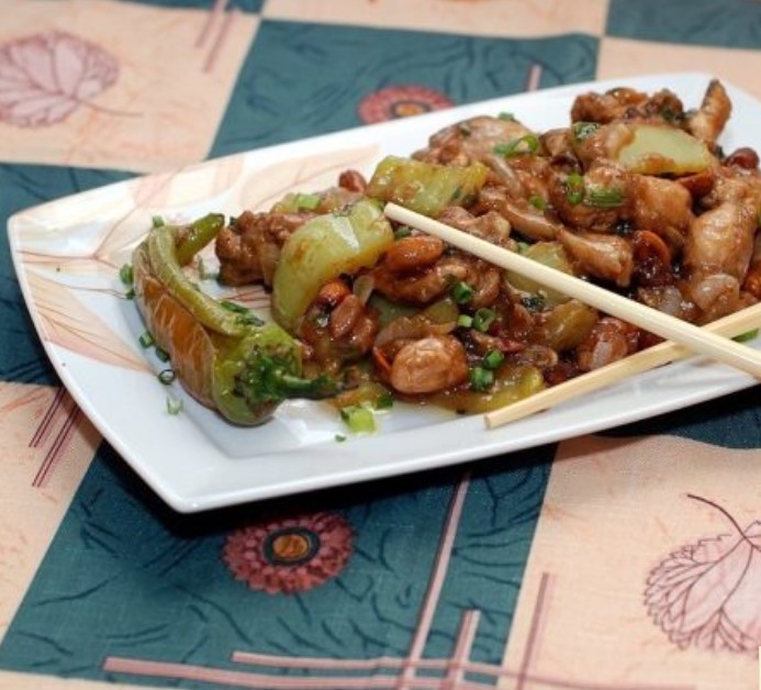 Chicken with Peanuts