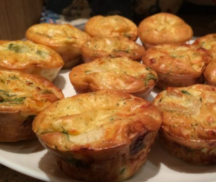 Chicken Muffins with Cheese
