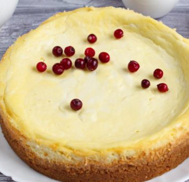 Cheesecake “New York” with Cherries