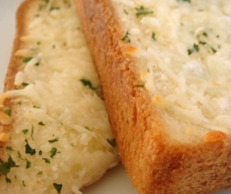 Toast with Cheese and Garlic