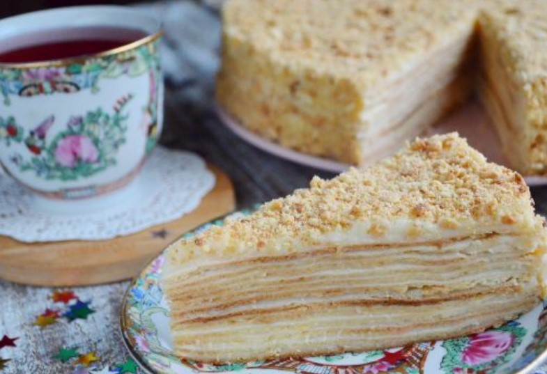 Classic Napoleon Cake (Made from Homemade Dough)
