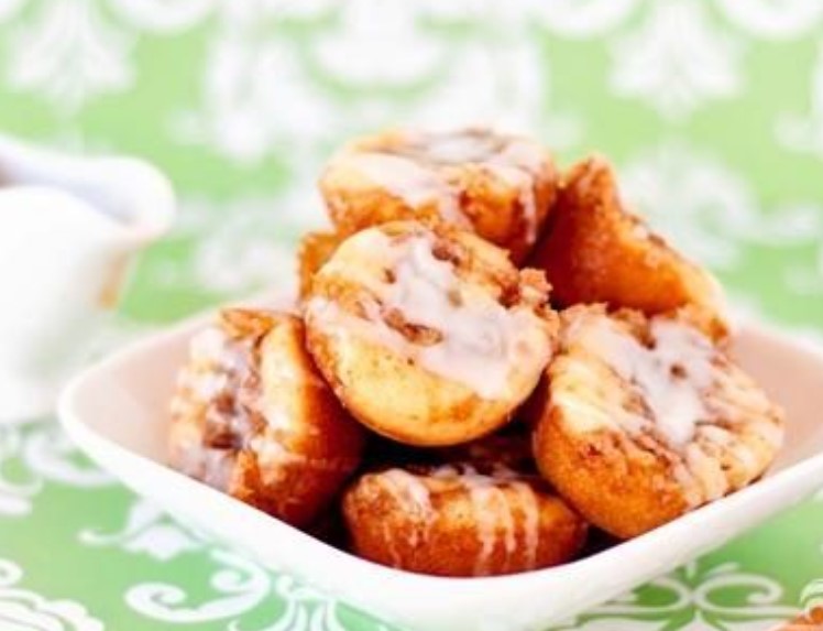 Cinnamon Mini Muffins