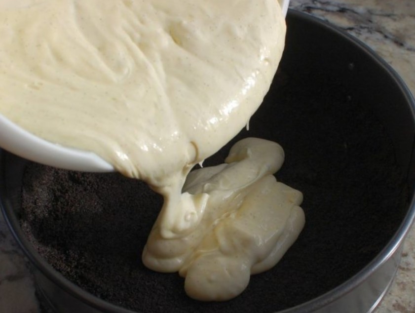 Vanilla Cheesecake with Oreo step 5