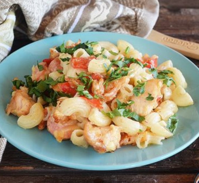Cajun Style Pasta with Chicken and Sausages