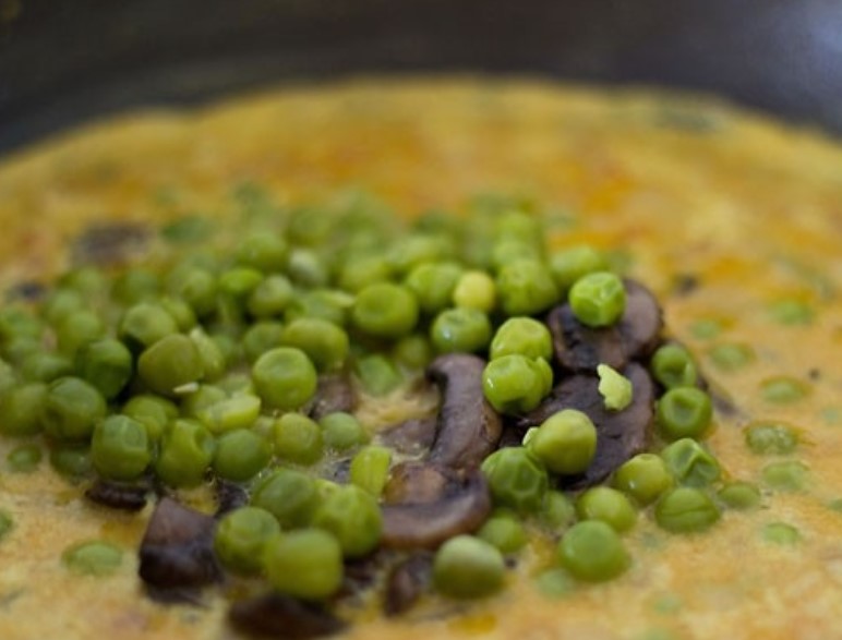 Curry with Rice, Peas and Mushrooms step 10