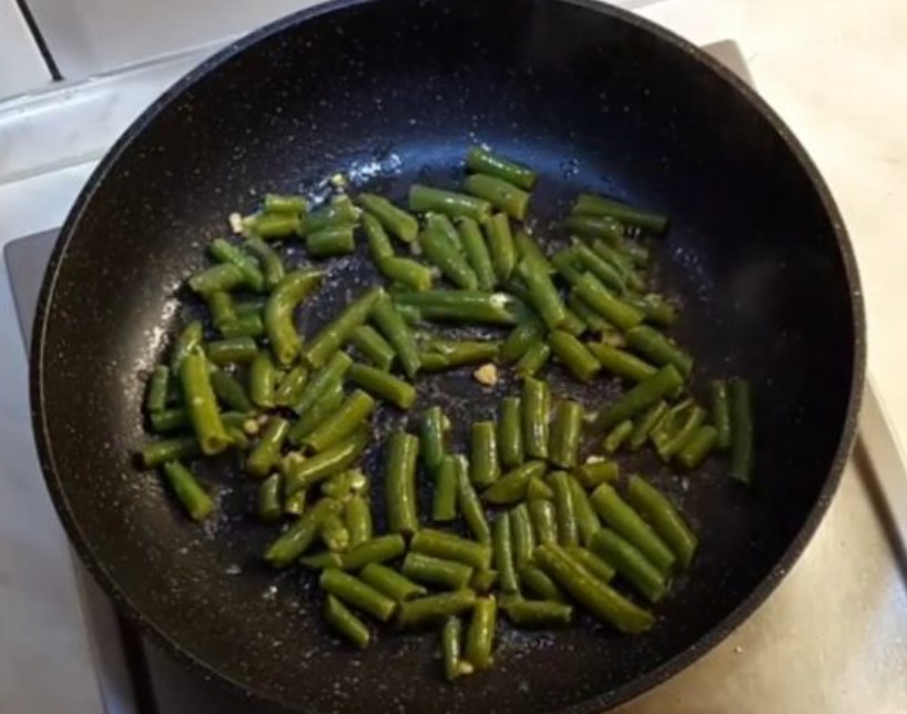 Green Beans and Egg Salad step 2