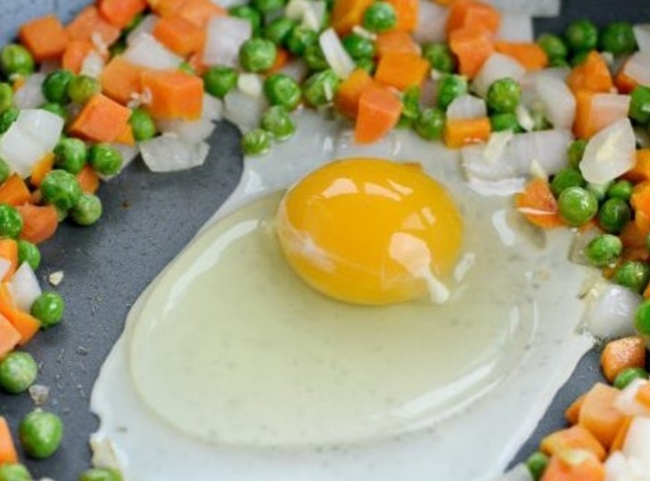 Brown Rice with Egg and Vegetables step 2