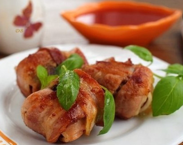 Dutch Meat Rolls (Slavinken)