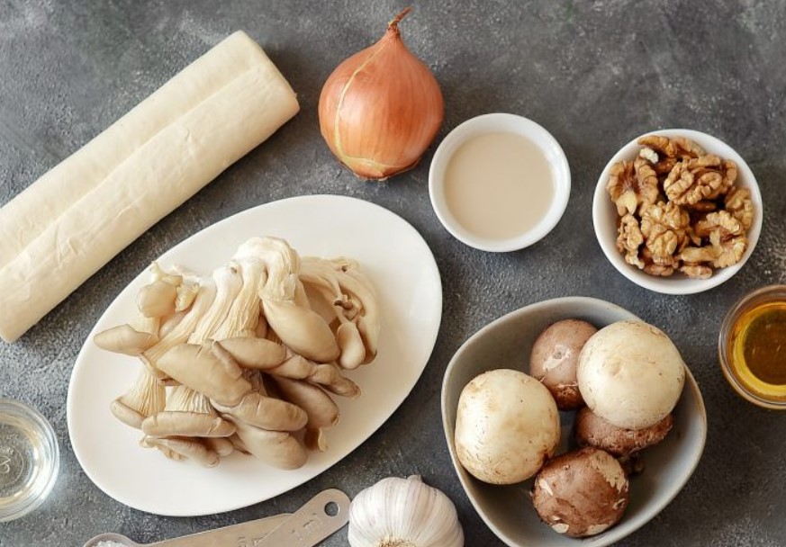 Mushroom Wellington step 1