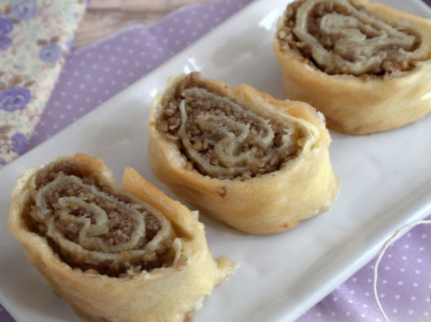 Baklava Roll with Seeds