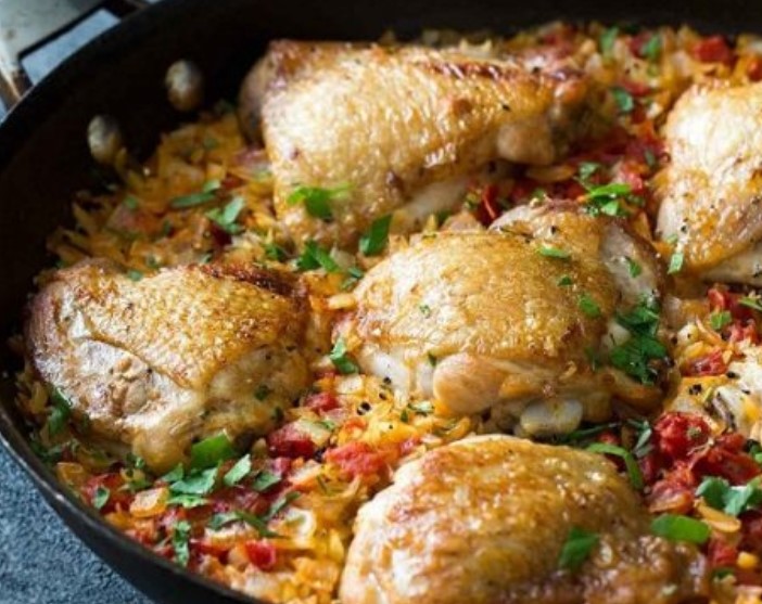 Chicken with Pasta in Greek