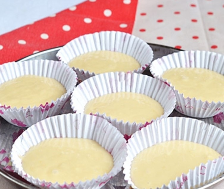 Lemon Muffins with Kefir step 2