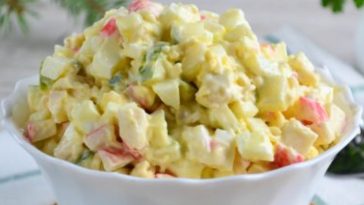 Crab Salad with Green Noodles / Tagliatelle