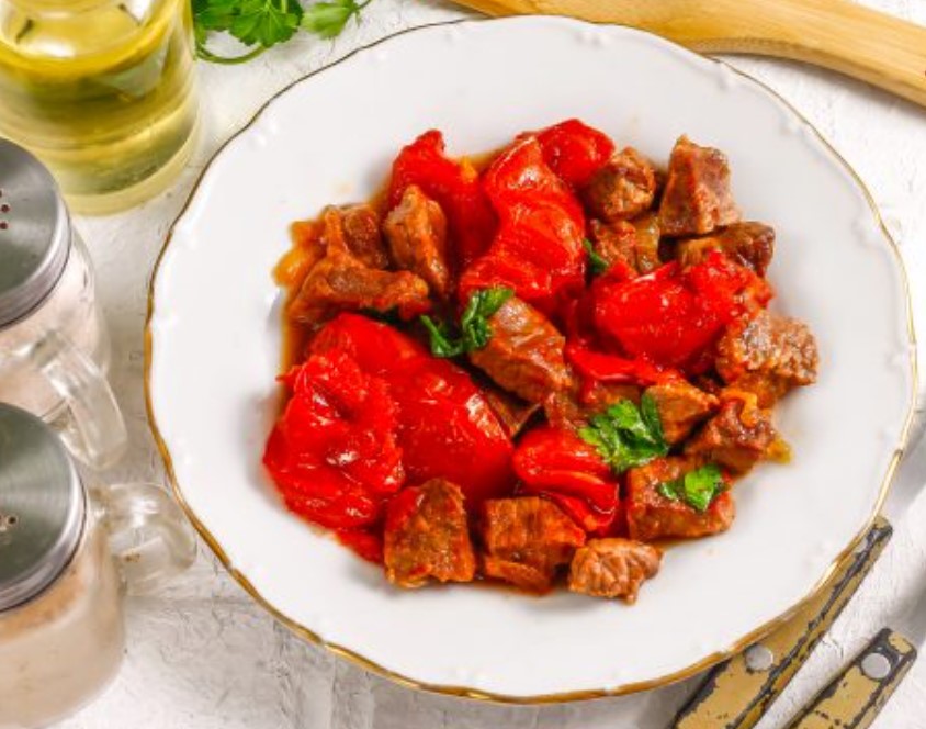 Beef Stew with Sun-Dried Tomatoes