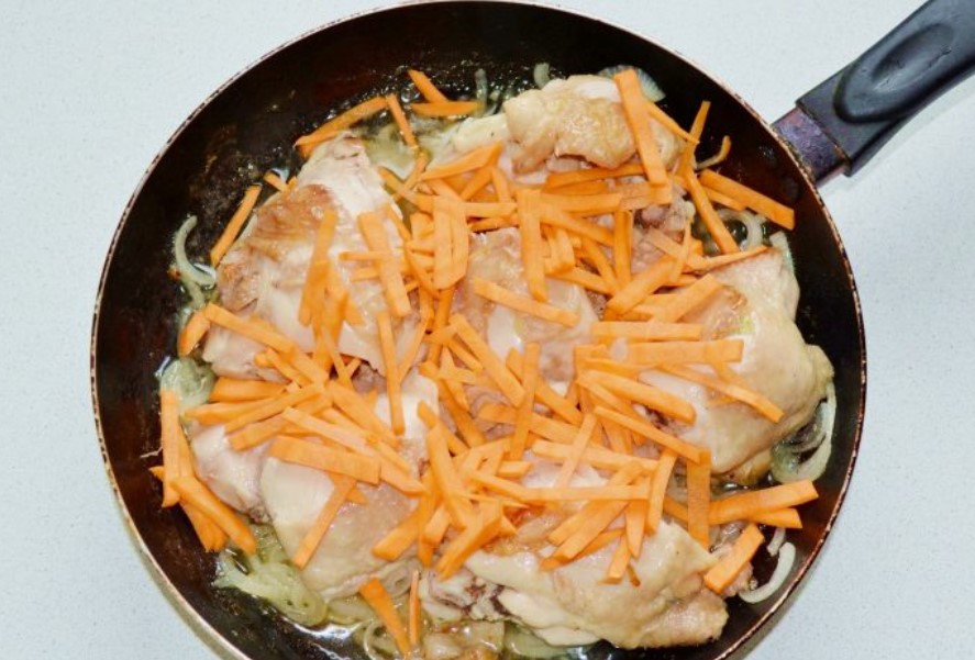 Chicken Stew with Carrots and Onions step 4