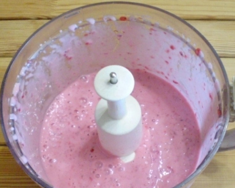 Currant Smoothie step 4
