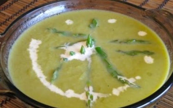 Green Asparagus Soup