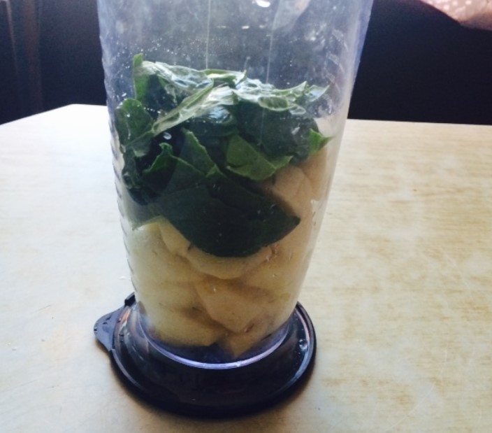 Banana Apple Smoothie step 4