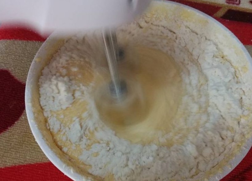Light Orange Cupcake step 4
