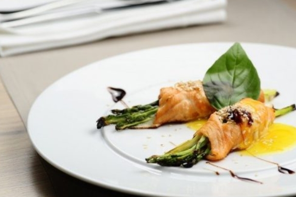 Asparagus with Salmon