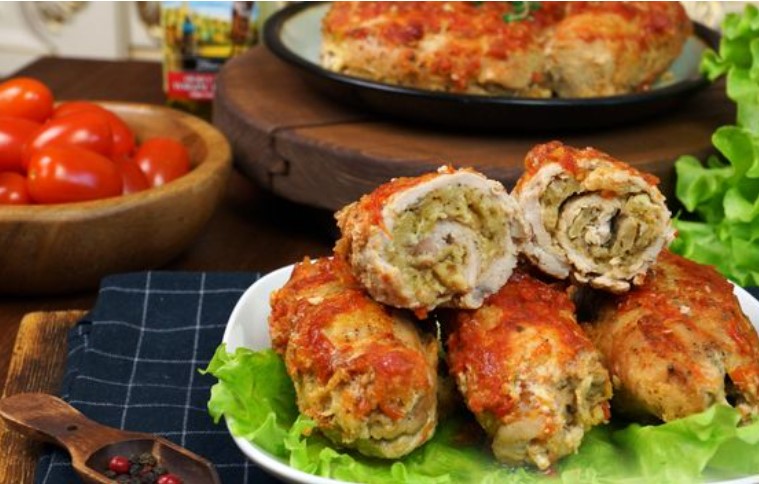 Meat Rolls with Cheese and Mushroom Filling