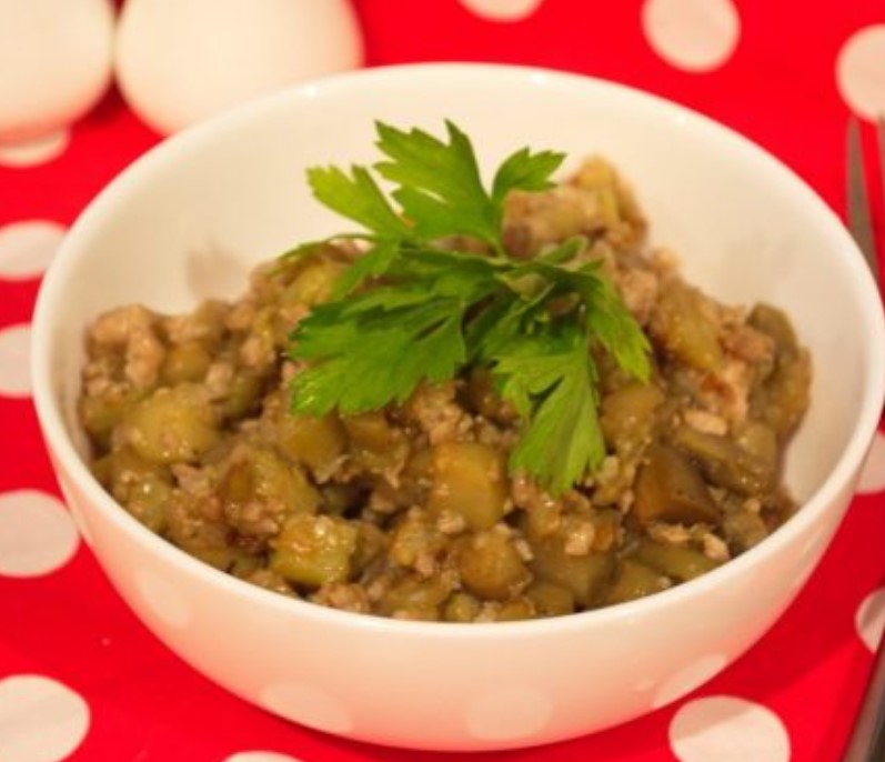 Stewed Eggplant with Minced Meat