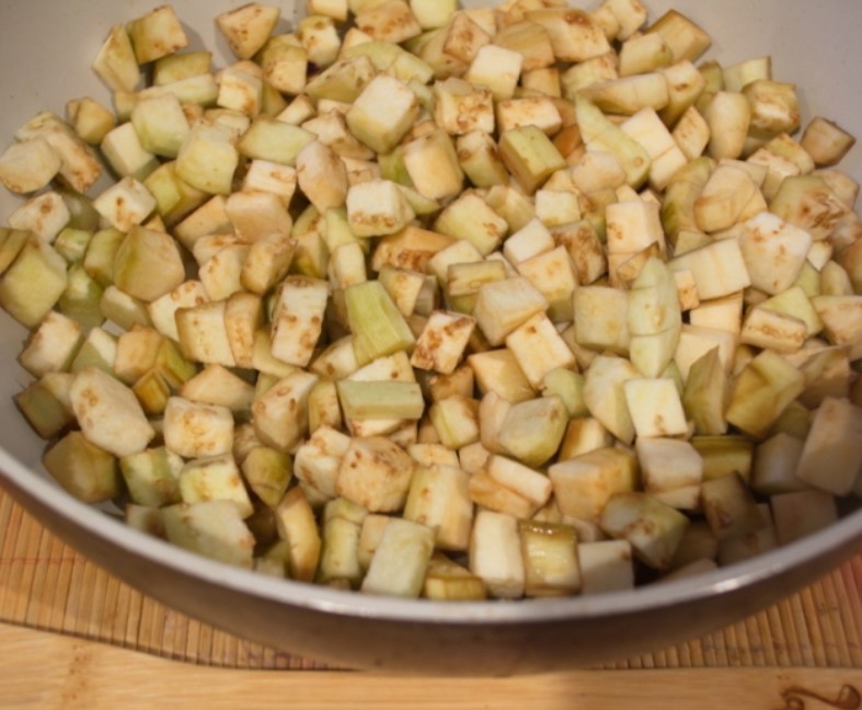 Stewed Eggplant with Minced Meat step 5