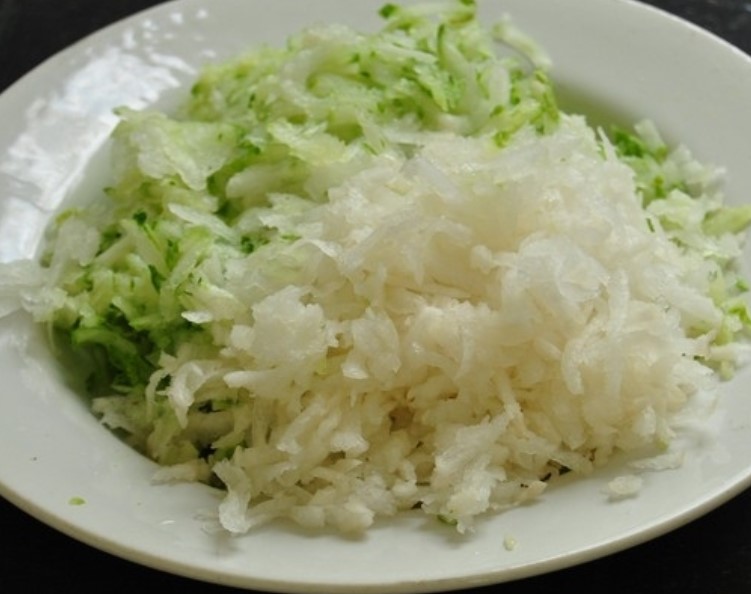 Thai Salad with Daikon step 4