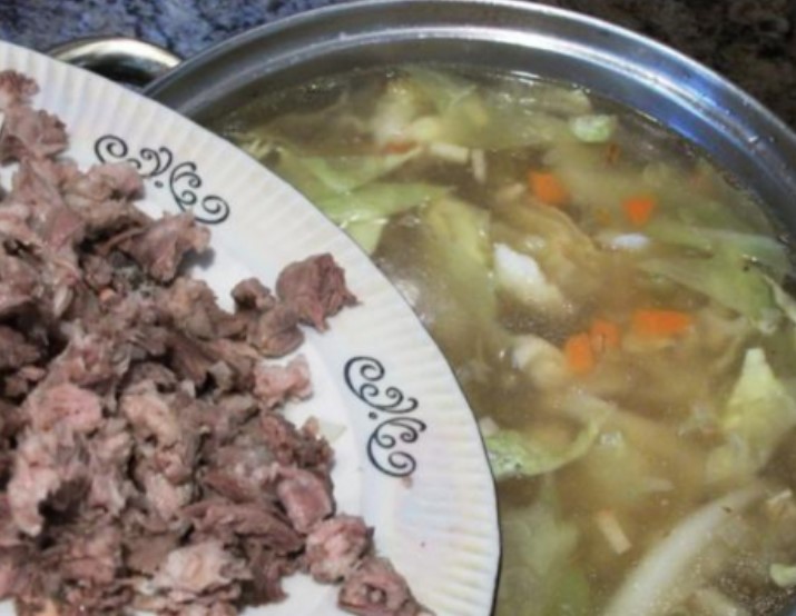 Sauerkraut Soup with Pork step 3