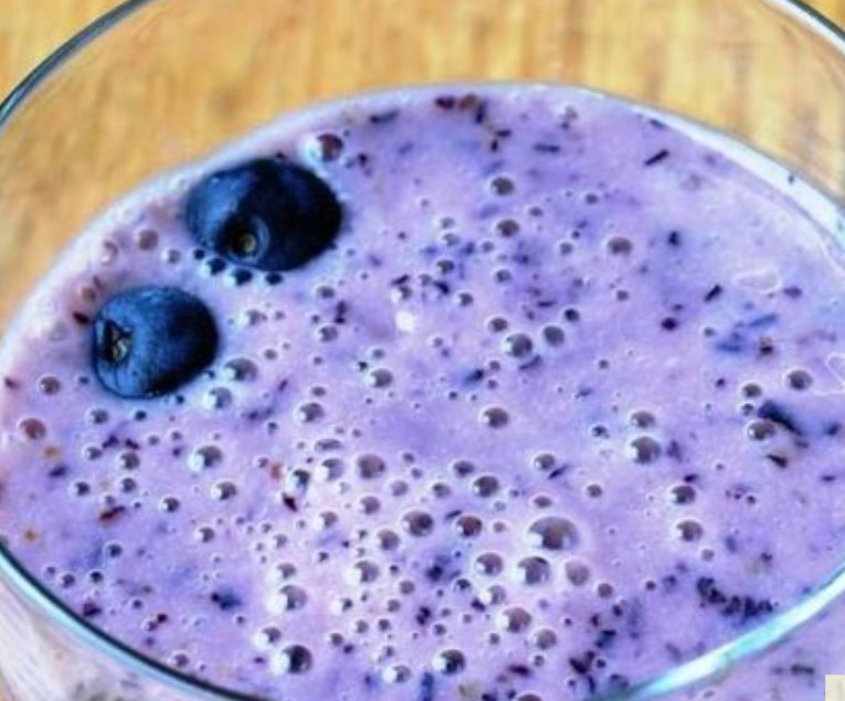 Banana Blueberry Smoothie