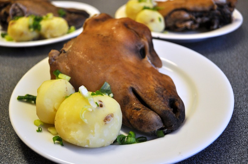 Top 10 Traditional & Unusual Icelandic Dishes