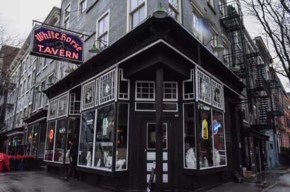 Whitehorse Tavern (1880)