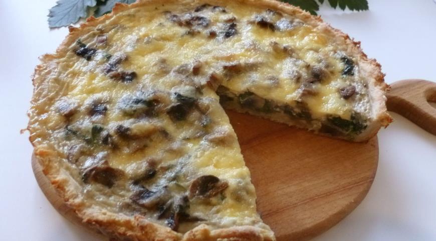 Quiche with Mushrooms and Spinach