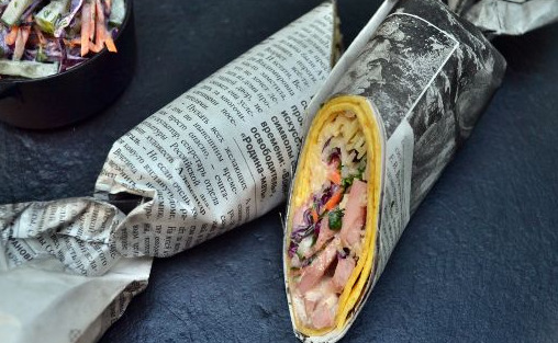 Shawarma (Shawarma) in Wheat Tortilla