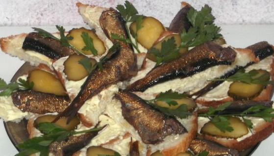 Sandwiches with Sprats and Pickled Cucumber