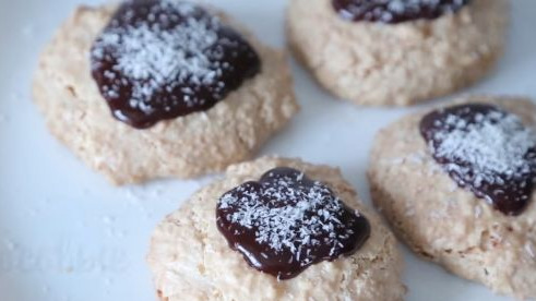 Aromatic Coconut Cookies
