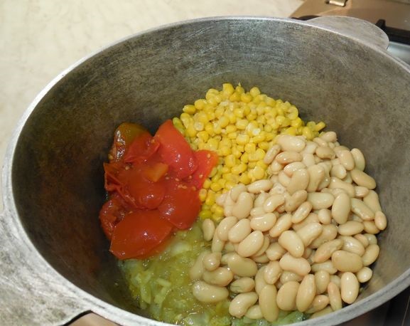 Meat Stew with Beans and Corn step 8