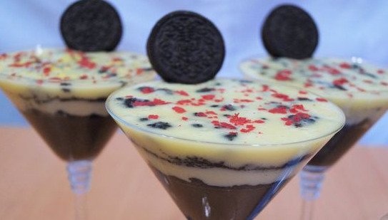 Jelly Dessert “Three Milk” with Cookies