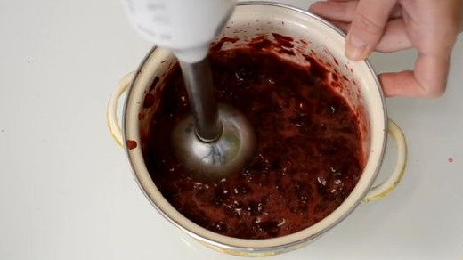 Chocolate Panna Cotta with Cherries step 5