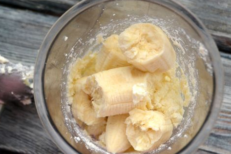 Cottage Cheese Dessert with Bananas and Canned Pineapples step 3