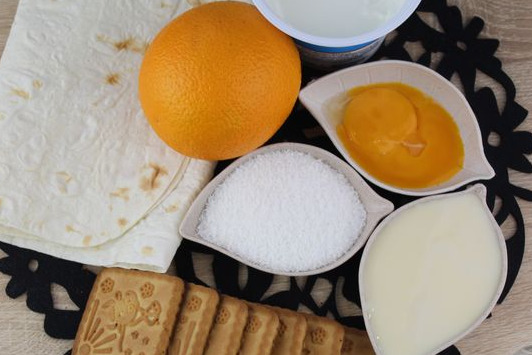 Lavash Pie with Cookies, Oranges and Coconut step 1