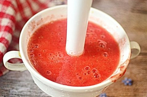 Strawberry Mousse step 5
