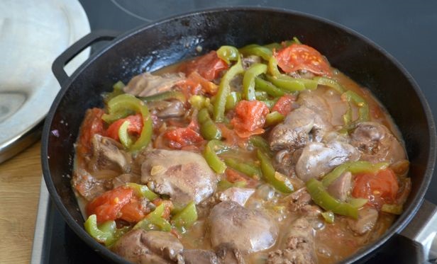 Chicken Liver Stewed with Bell Pepper, Tomatoes and Onions step 9