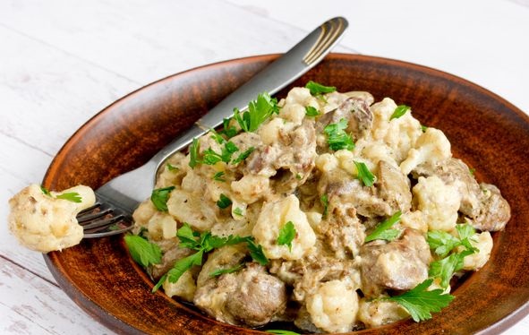 Stewed Chicken Liver with Cauliflower
