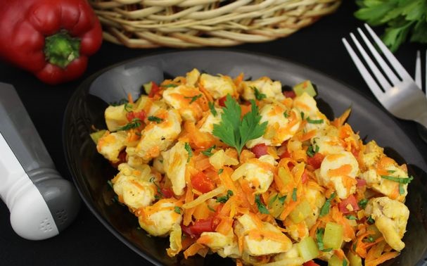 Chicken Fillet Stewed with Bell Pepper and Carrots